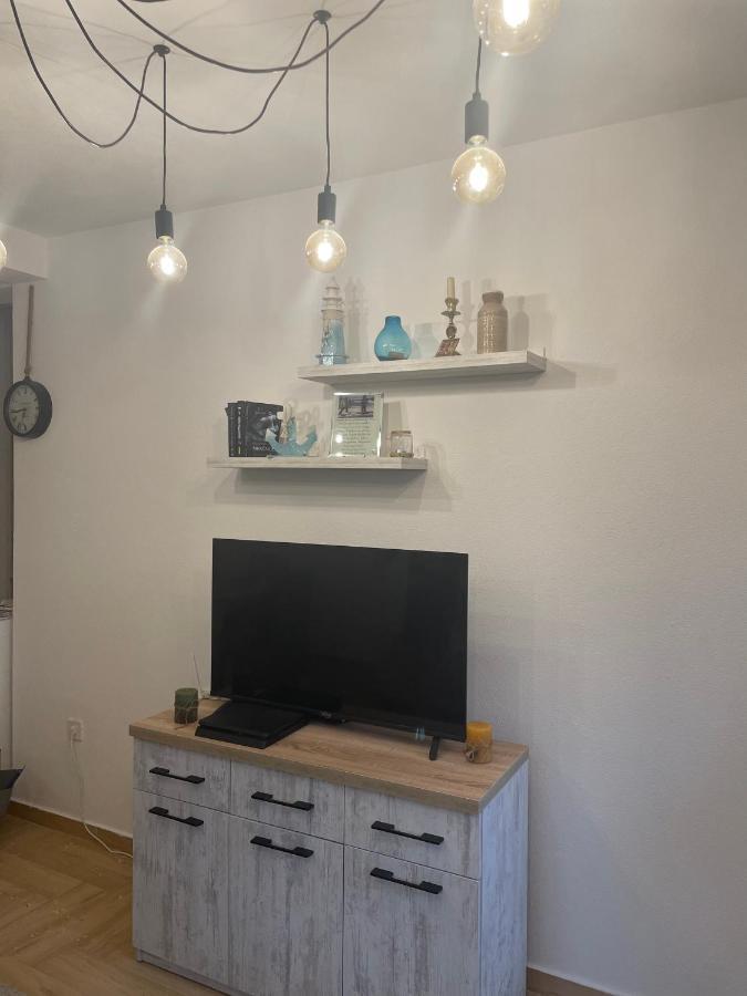 Studio Apartman Happy Home Tivat Exteriér fotografie