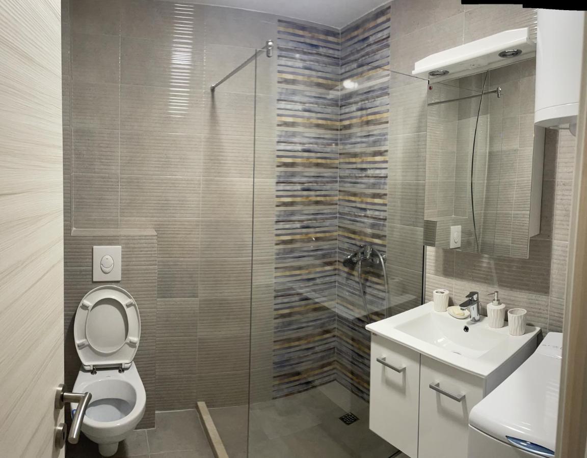 Studio Apartman Happy Home Tivat Exteriér fotografie