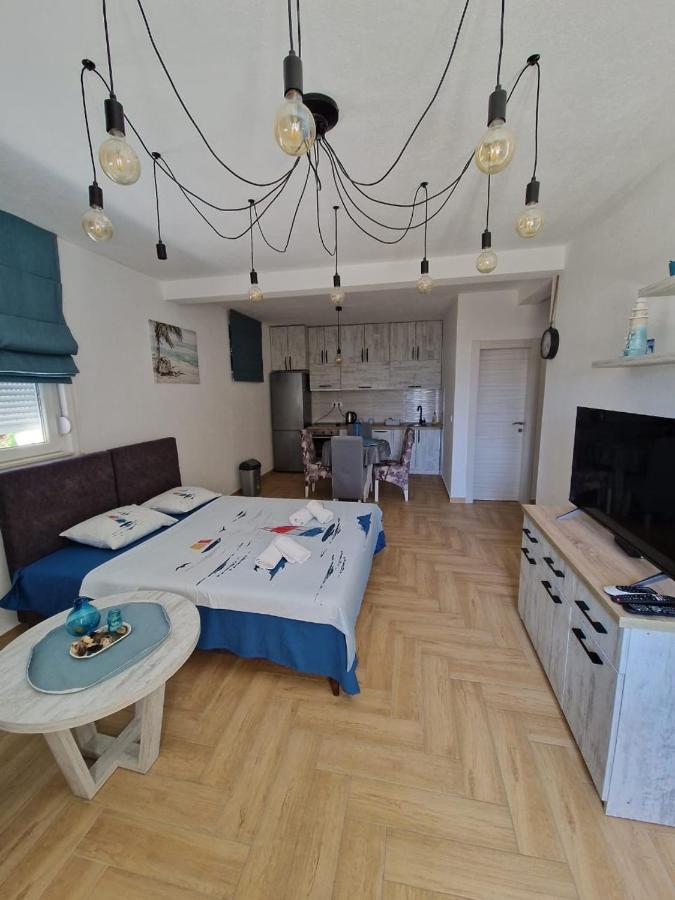 Studio Apartman Happy Home Tivat Exteriér fotografie
